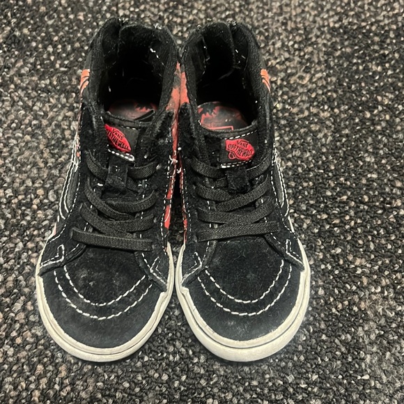 Stranger things vans - Picture 1 of 4